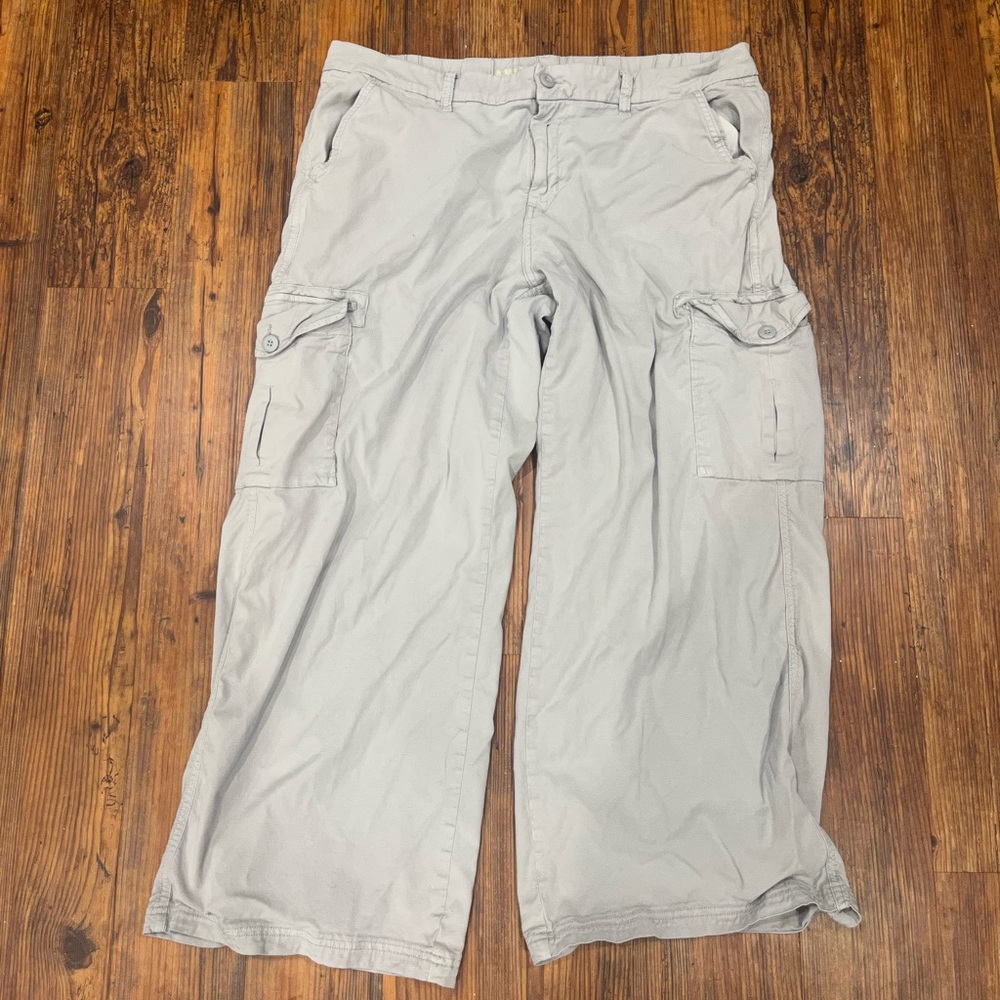 American Eagle Stretchy Mid-Rise Baggy Wide Leg Jeans